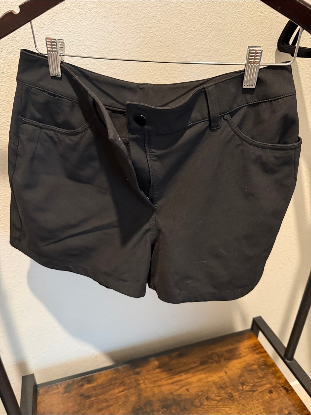 lululemon athletica Black Athletic Shorts with Front Pockets